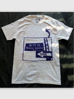 Miles Davis Graphic Tshirt Small